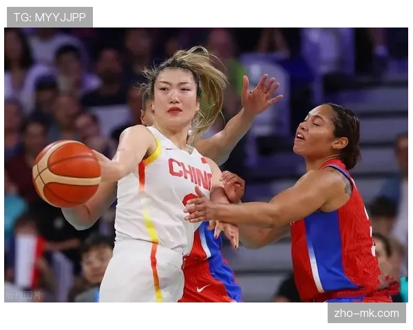 山东女篮帕克内线优势明显 篮板保护与对抗成比赛关键